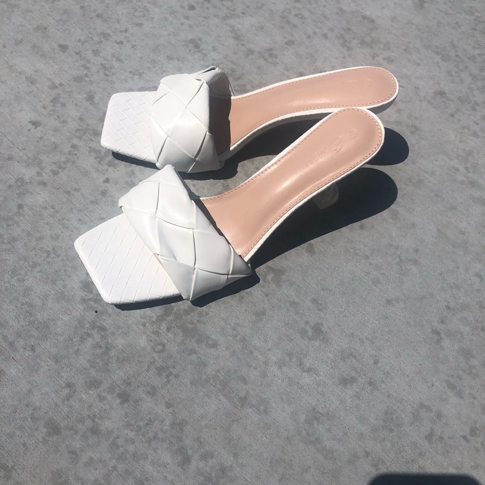Mules/sandals